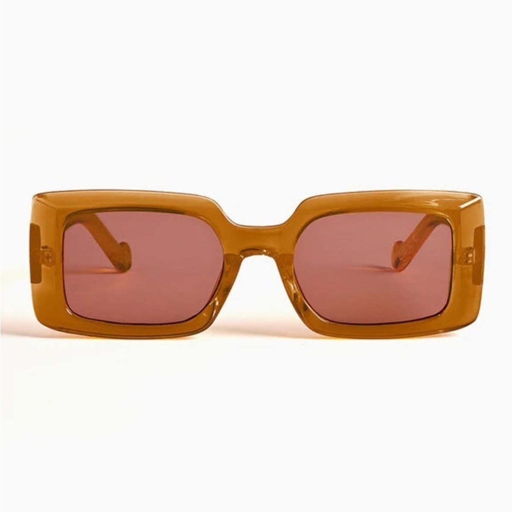 NEW WITH CASE Szade Dart Sunglasses ~ Burnt Honey/Cherry Cola ~ unisex 🕶️